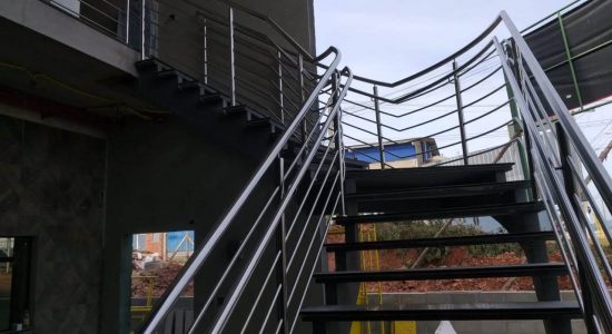 Serviço de Corrimão e Guarda-Corpos - Classmetal